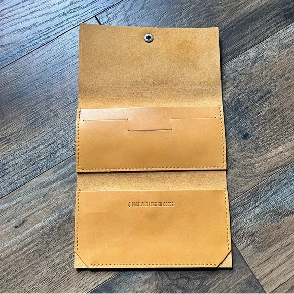 ~*~ Portland Leather Rancher Wallet Sunflower ~*~ - Picture 4 of 7